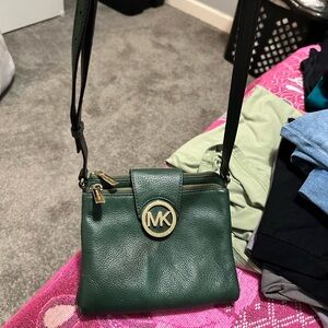 Michael kors crossbody
